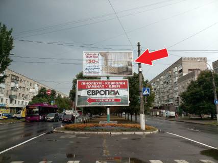 Призматрон, Призма A у Кременчуці, 3х6  вул. Київська - вул. Вадима Пугачoва (верх з Києва) (призма) - 391559 Фото 1