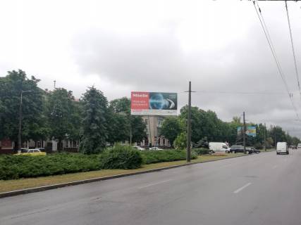 Билборд A в Кременчуге, 3х6  перехрестя пр. Свободи та пров. Квітки Цісик в центр фото 1