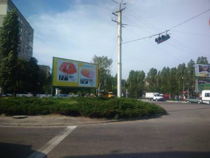 Билборд A в Кременчуге, 3х6  пр. Свободи - вул. Вадима Пугачoва, в центр фото 1