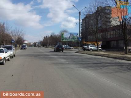 Билборд A в Черновцах, 6x3  Південно-Кільцева ( навпроти Платинум ) фото 1