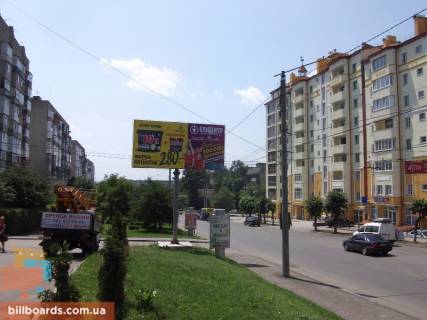 Билборд B в Черновцах, 6x3  Червоноармійська- Канівська фото 1