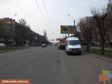 Білборд, Бігборд (Борд)  A у Чернівцях, 6x3  Комарова, 11 Фото 1