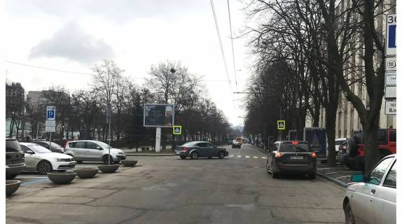 Скроллер A в Днепр (Днепропетровск), 3,14х2,32  Яворницького пр., 93 - Половицька вул. - 218344 фото 1