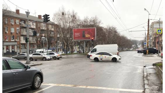 Призматрон, Призма Р/П у Дніпро (Дніпропетровськ), 3х6  Поля пр. - Ульянова ул., в центр - 218211 Фото 1