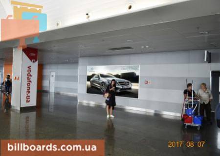 Нестандарт  у Борисполі, 4х2,5 м  Лайтбокс в галереї вильоту Фото 1