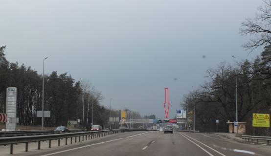 Нестандарт A у Києві, 2х16  Брест - Литовська шосе, 10. Четвертий від Києва, вул. Звязківців світлофор, зупинка Чайка, розворот в місто та поворот  на с. Чайку,  напрямок - з Києва Фото 1