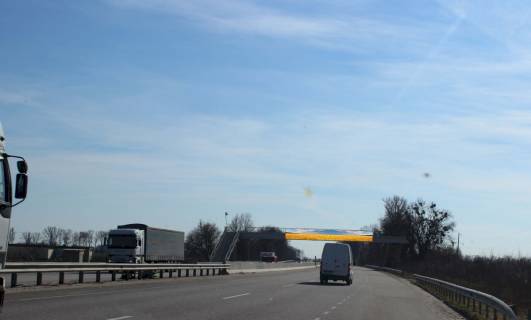 Нестандарт A в Київських трасах, 2х16  М-05 Одеська тр. 49+200 км (Гарант) км від КПП. Дванадцятий  від Києва - АгроМаркет, опт. База Спаржа, зупинка, з Києва фото 1