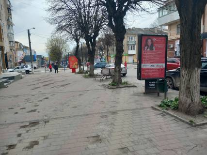 Ситилайт A в Каменец-Подольском, 1.2х1.8  вул. Соборна (біля Шишка) фото 1