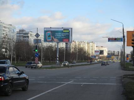 Билборд B в Запорожье Набережна магістраль  – вул.Фортечна, (гаражі), напр.руху до вокзалу (призматрон) фото 1