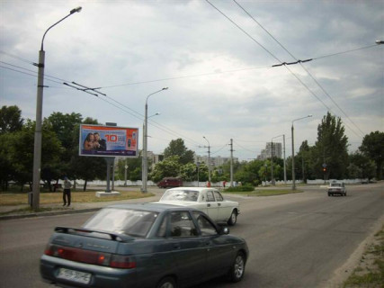 Призма B в Запорожье вул.Привокзальна — вїзд на Південний мкрн., ст.Б (призматрон) - 276685 фото 1
