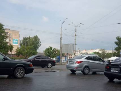 Білборд, Бігборд (Борд)  B у Запоріжжі пр.Соборний — вул.Дніпровська -пл.Волі (призматрон), ст.Б Фото 1