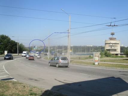 Билборд B в Запорожье вул.Б.Хмельницького — виїзд на ДніпроГЕС, напрямок з центра, ст.Б (призматрон) фото 1