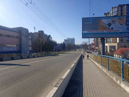 Білборд, Бігборд (Борд)  A у Луцьку, 3*6  Міст вул. Рівненська 53 (шляхопровід) 2 (1й від жк Атлант) Фото 1