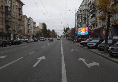 Видеоборд A у Києві, 2.32x3.14  Велика Васильківська вул., 129, (розширення 480х336) - 410169 Фото 1