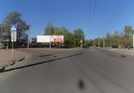 Білборд, Бігборд (Борд)  A у Чернігові Днепровская ул. - Гагарина ул., от центра, правый Фото 1
