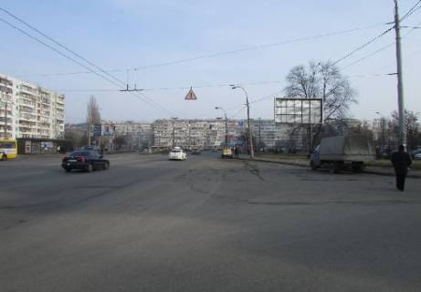 Призма A в Киеве, 3x6  Тимошенко Маршала пр., 2к - 303340 фото 1