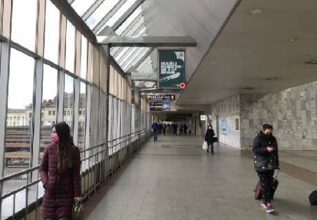 Нестандарт B у Києві, 1x0.7  Конкорс (Південний термінал) Фото 1