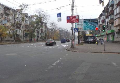 Призматрон, Призма A у Києві, 3x6  Будівельників вул., 29 - 220075 Фото 1