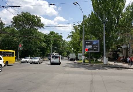 Скроллер A в Херсоне, 2.32x3.14  Ушакова пр. - Театральная ул. - 14226 фото 1