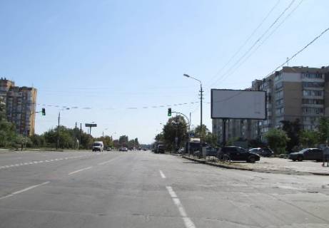 Призма A в Киеве, 3x6  Лыфаря Сержа ул., 3 (от Анкары пл.) - 303191 фото 1