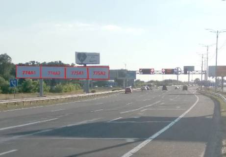 Билборд A в Борисполе Аеропорт "Бориспіль" (розв'язка), на Київ, правий фото 1