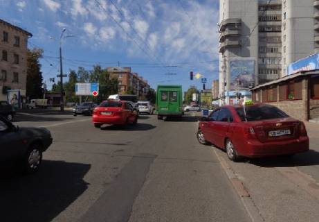 Призма B в Чернигове Победы пр. - Гончая ул. - 321441 фото 1