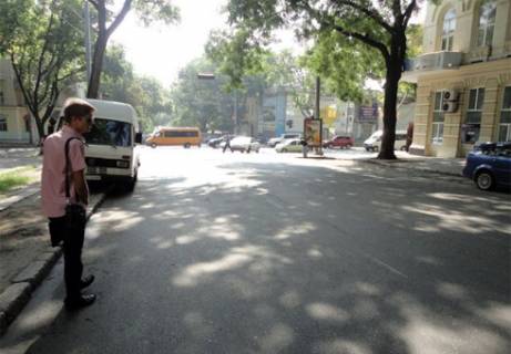 Ситилайт B в Одессе Жуковского ул., 15 - Пушкинская ул. фото 1