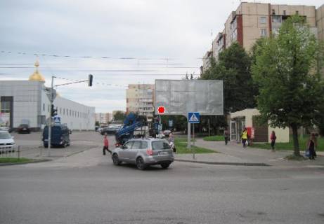 Билборд A в Львове, 3x6  Наукова вул. фото 1