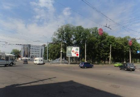 Призма A в Чернигове, 3x4  Мира пр. - Киевская ул. - Щорса ул. - 65728 фото 1