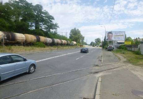 Призма A в Киеве, 3x6  Электриков ул., 24 (напротив остановка ж/д "Станция Оболонь") - 340569 фото 1