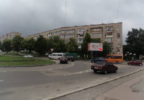 Призма A в Чернигове, 3x6  Мира пр. - Софии Русовой ул., из центра - 179462 фото 1