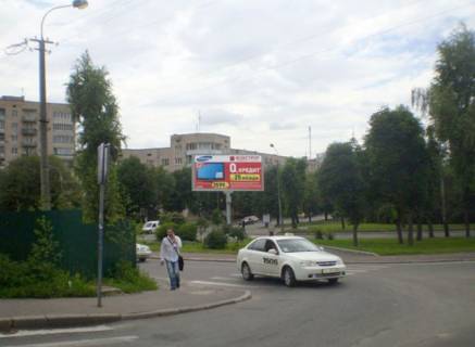Билборд A в Ровно, 6x3  перехр. вул. Міцкевича-Кавказька фото 1