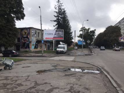 Призма B в Ровно, 6x3  Грушевського, 41 - 421208 фото 1
