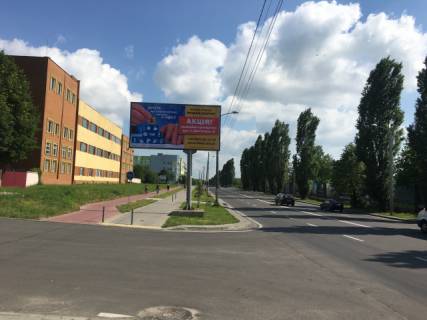 Билборд B в Ровно, 6x3  Макарова, 16 фото 1