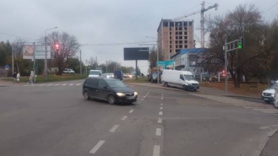 Видеоборд A в Ровно, 3x6  перехрестя вулиць Чорновола та Басівкутська - 614846 фото 1