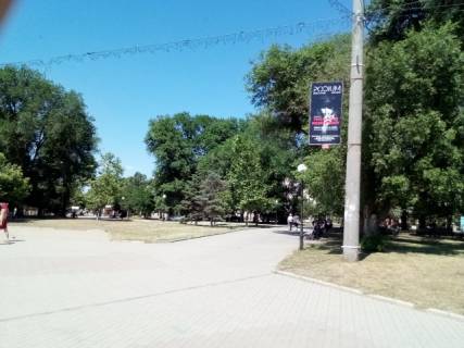 Нестандарт A в Бердянске Горького ул. (навпротив сцены) фото 1