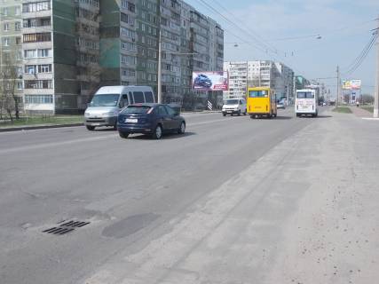 Билборд B в Сумах, 3х6  ул. Героев Крут,  66, автосалоны фото 1