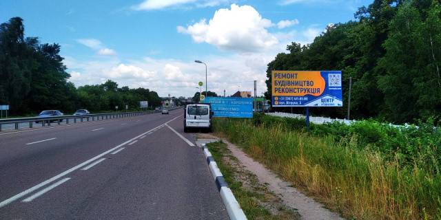 Билборд A в трассах Житомира, 6x3  Траса Бердичів-Житомир,с.Зарічани, в'їзд з Бердичева в Житомир. За заправкою ANP № 4 ст.А фото 1