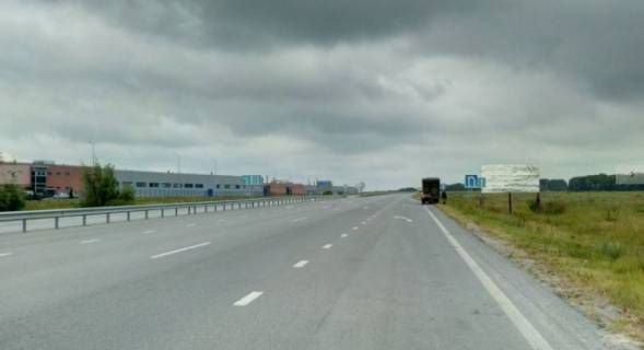 Билборд A в Звягель (Новоград-Волынский), 6x3  Траса Київ-Чоп. Об'їздна Звягеля, напроти заводу Cersanit № 4, напрямок на Житомир ст.А фото 1