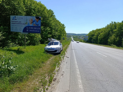 Білборд, Бігборд (Борд)  B у Винниках, 3x6  М-06 Київ-Чоп Фото 1