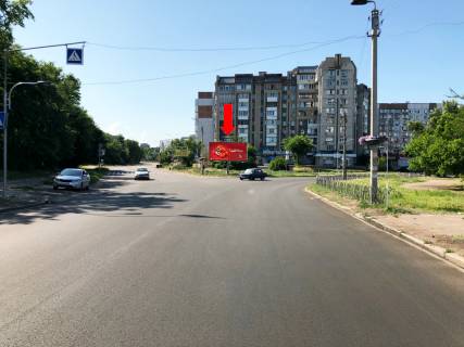 Билборд A в Черкассах, 3x6  Гагаріна вул. / Смірнова вул., біля Ощадбанку фото 1