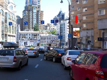 Сiтiлайт  у Києві, 1.8x1.2  В. Васильківська вул. (колиш. Червоноармійська вул.), 9/2, в сторону вул. Басейна, навпроти "Арена сіті" Фото 1