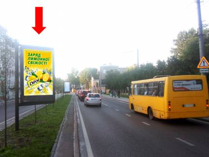 Ситискролл A в Львове, 1.8x1.2  Чорновола пр. / Детько вул., роздільник, з центру фото 1