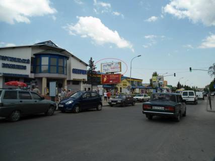 Билборд B в Трускавце Стебницька вул., біля ринку, верхній фото 1