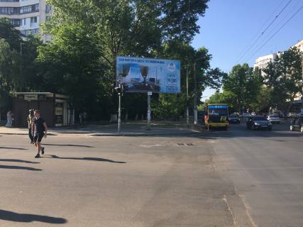 Билборд A в Одессе Корольова вул., 17 - Левітана вул. фото 1