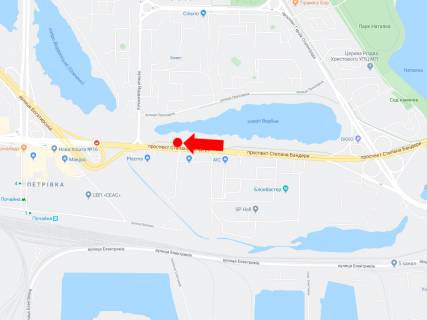 Призматрон, Призма  у Києві, 3x6  Бандери пр. (колиш. Московський пр.) 22, навпроти автосалонів "Укравто", "Mazda", в сторону ст. м. "Почайна" - 445842 схема