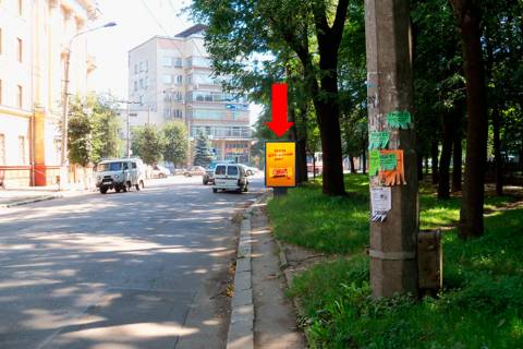 Ситилайт  в Ивано-Франковске, 1.8x1.2  Василіянок вул., 64, навпроти фото 1