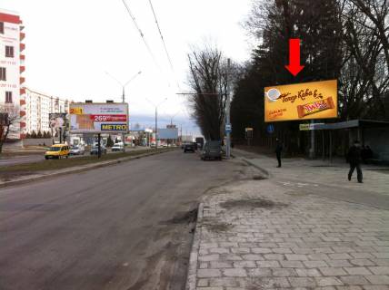 Билборд A в Львове, 3x6  Наукова вул., 5 / Тролейбусна вул., зупинка фото 1