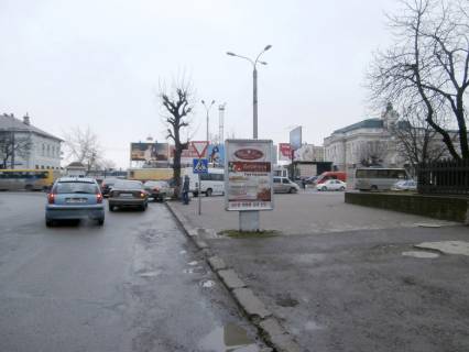 Ситилайт  в Ивано-Франковске, 1.8x1.2  Вокзальна пл. - Грюнвальдська вул. фото 1