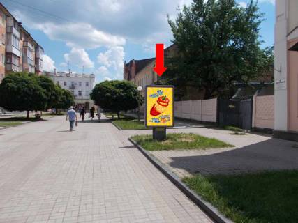 Ситилайт  в Сумах, 1.8x1.2  9-го Травня пр. / Воскресенська вул. (кол. Фрунзе вул.), навпроти Укрсиббанку фото 1